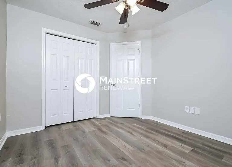 8007 Apache Ln — Photo 6
