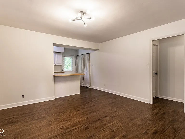 9514 Haverstick Rd — Photo 10