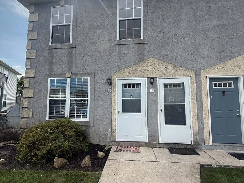 3324 Willits Rd #11B