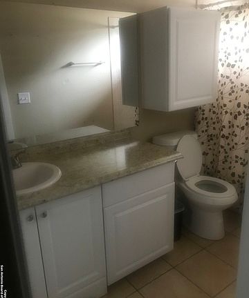 4th image of 278 Bundy St