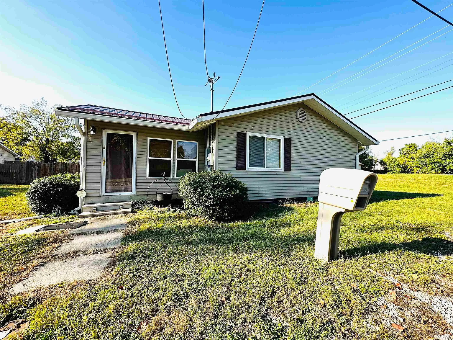 1711 Wabash Ave photo 1