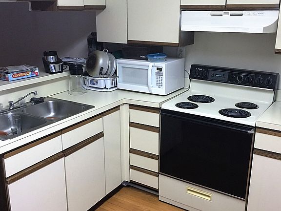 3rd image of 351 Fort Worth Ave APT 105