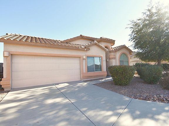4th image of 39555 S Greystone Ct