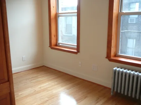 Rented by Warren T Real Estate Corp. | media 25