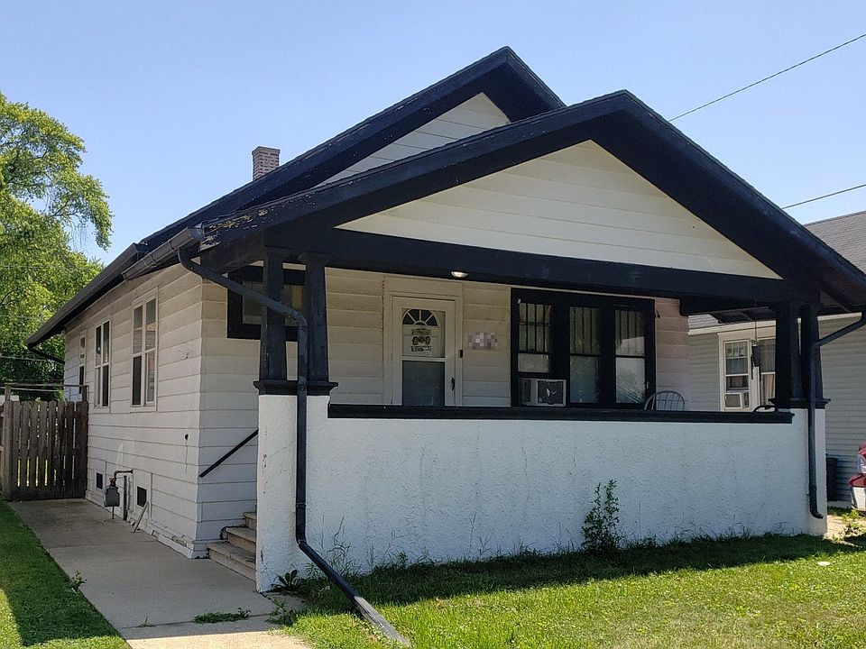 2nd image of 6909 18th Ave