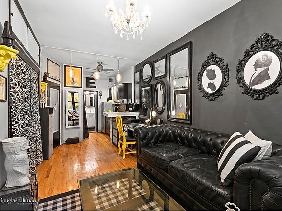 3rd image of 203 E 89th St APT 3B