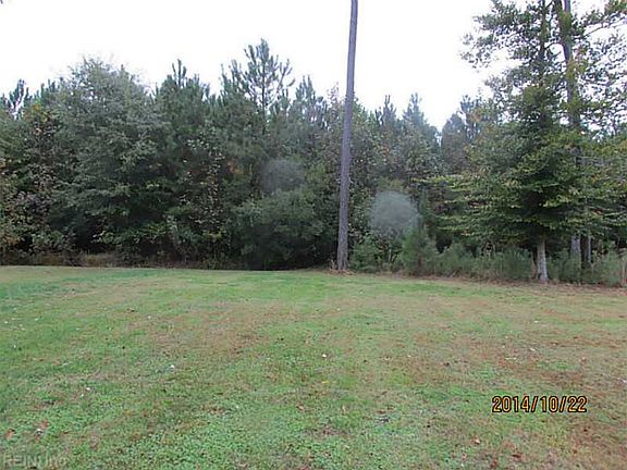 4th image of 305 Woodland Dr