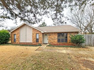 1804 Jenny Dr, Prattville, AL 36066