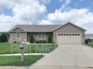 51689 Melwood Ct, South Bend, IN 46628