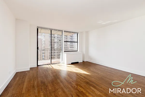 Rented by Mirador Real Estate | media 22