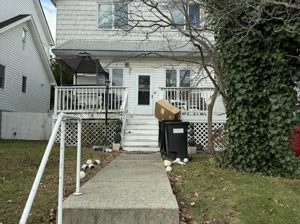 217 Edgegrove Ave, Staten Island, NY 10312