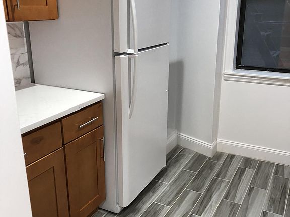 2nd image of 670 N Terrace Ave APT 1A