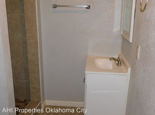 907 N Lilac Ln, Midwest City, OK 73110