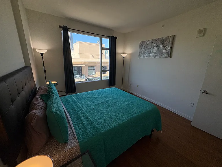 530 K St #711 — Photo 16