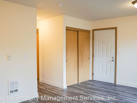 5th image of 130 SE 105th Ave APT J1