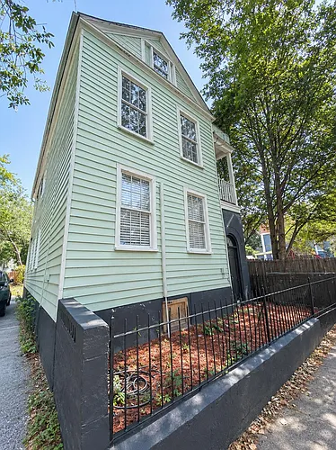 9 John St #B Photo 1 9 John St #B Photo 1