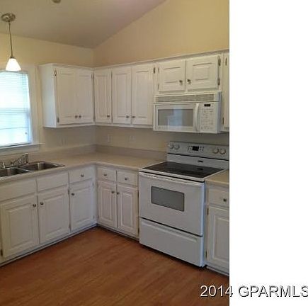 4th image of 1213 A Masters Ln
