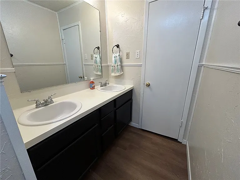 405 Live Oak St #A — Photo 19