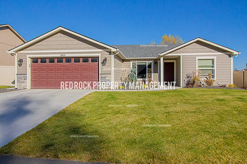 3 bed, 2.0 bath, 1976 sqft, $2,650 — Photo 4