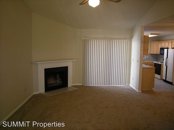 3rd image of 141 Fairoaks Dr
