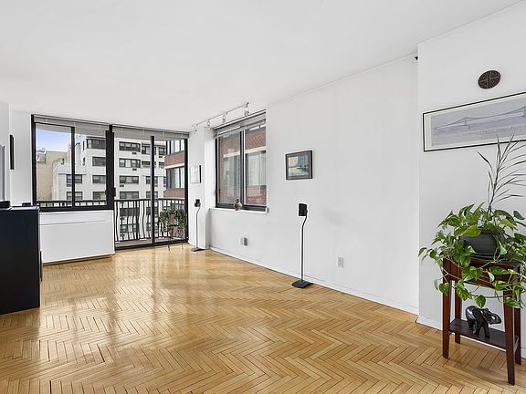 4th image of 343 E 74th St APT 9C