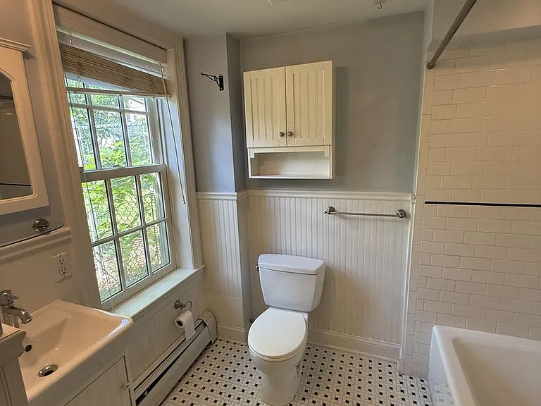 207 Lake Ave #B — Photo 6