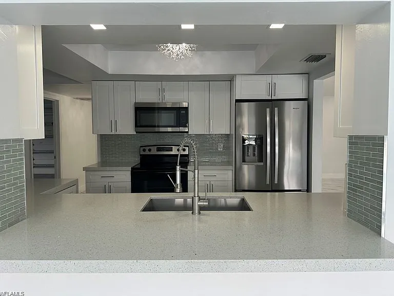 101 Edward Ave — Photo 14