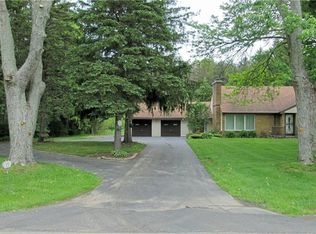 1351 Bowen Rd, Elma, NY 14059