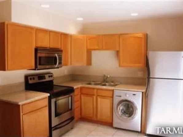 2950 N Alvernon Way, Tucson, AZ 85712