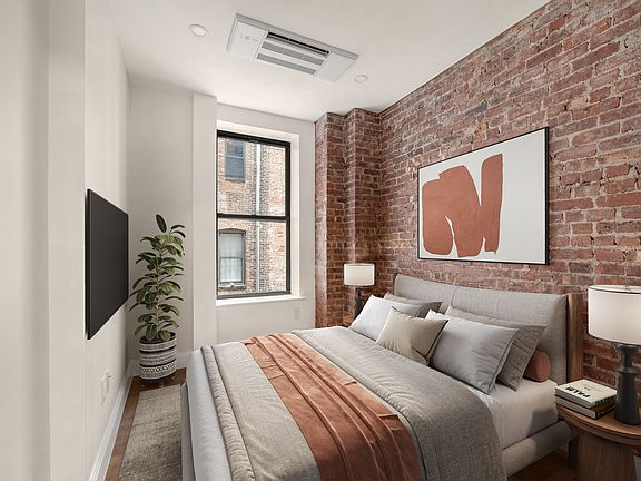 3rd image of 57 E 97th St APT 12