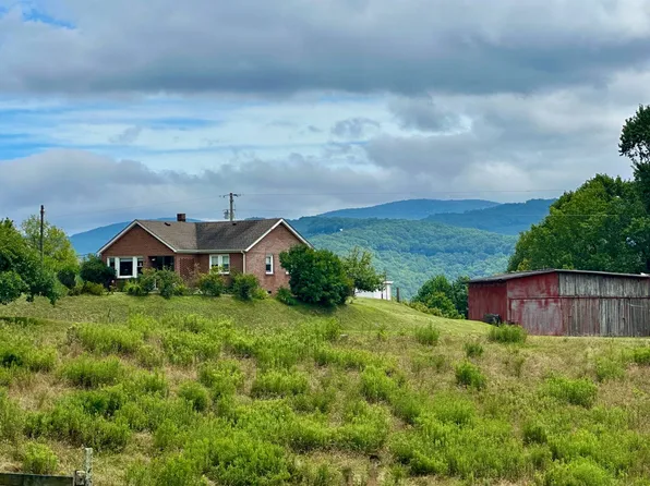 560 Russ Norris Rd, Elk Park, NC 28622
