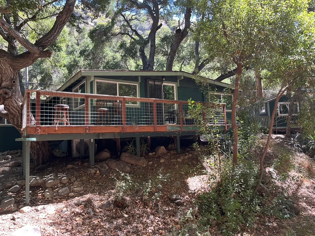 2 bed, 950 sqft, $3,800 — Photo 3