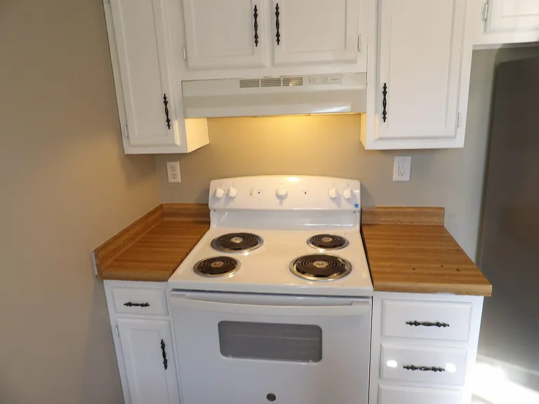 75 Ashwood Ct #3 — Photo 28