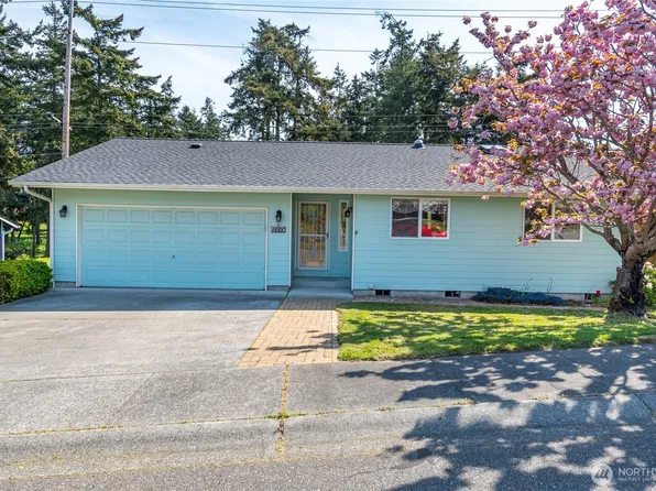 1660 SW Nienhuis Street, Oak Harbor, WA 98277