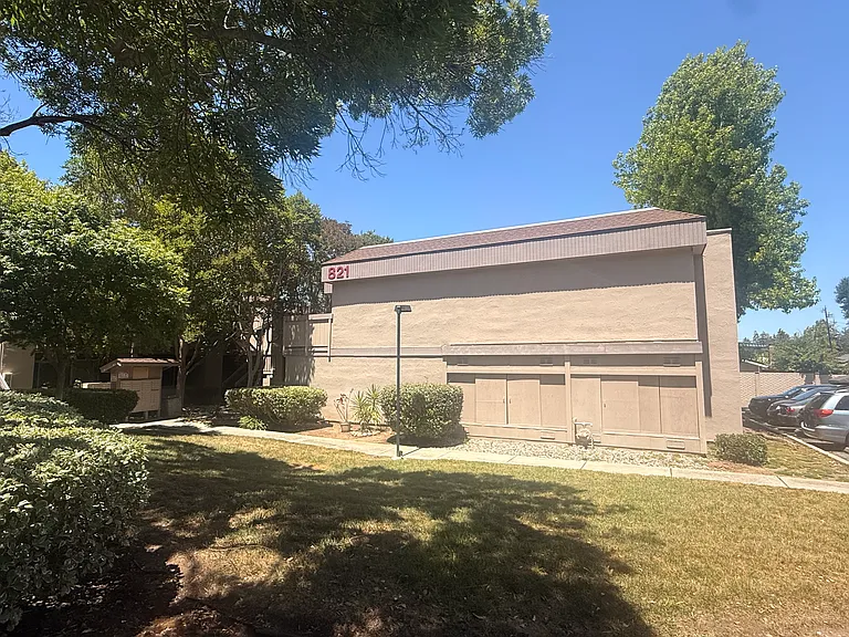 821 W California Ave #F — Photo 8