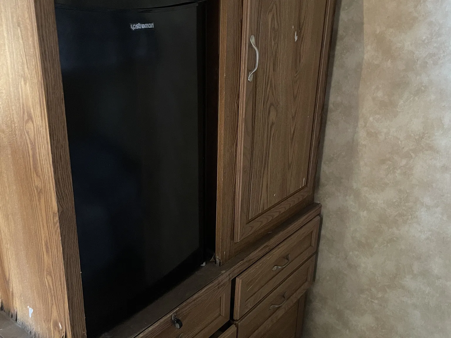 Royal RV Park Wink 907 North Roy Orbinson Drive - WA5-B Surrey Suite B — Photo 4