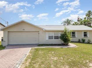 907 Valentina Dr, Dundee, FL 33838