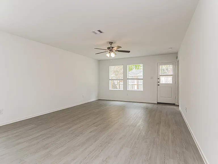 1717 Lofty Cedar Ct — Photo 4