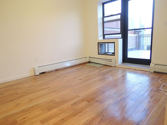 4th image of 3617 32nd St