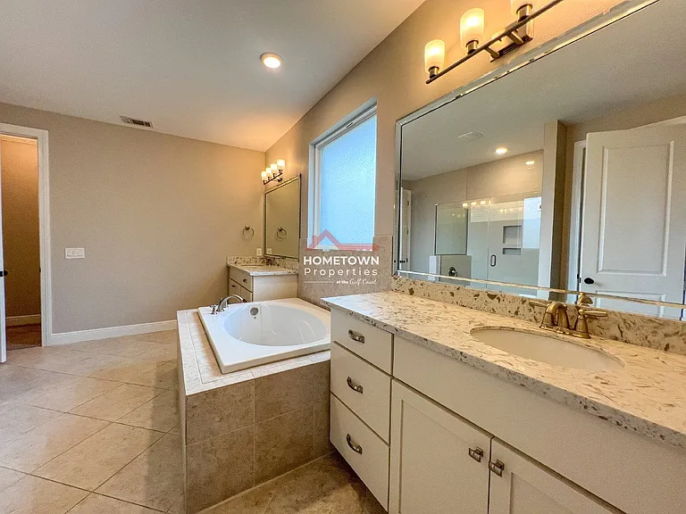 1467 W Shores Blvd — Photo 24