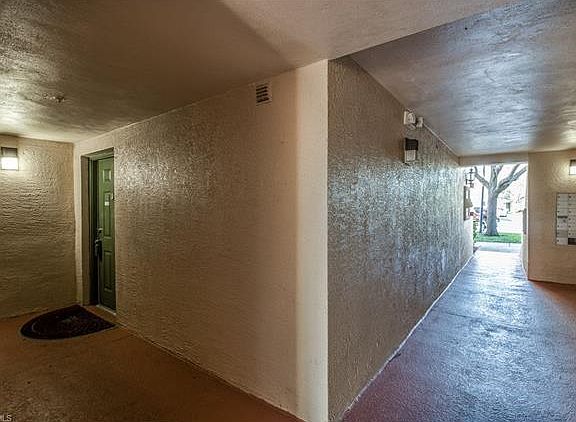 3rd image of 1160 Wildwood Lakes Blvd APT 105