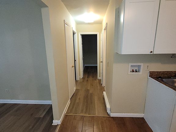 3rd image of 400 Berryman St