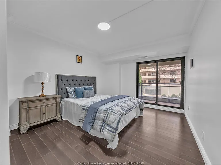 5125 Riverside Dr E #202 — Photo 15