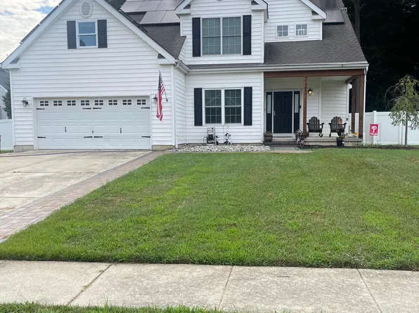 109 Magnolia Dr, Pennsville, NJ 08070