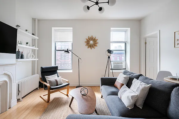 Rented by MyNyHousing | media 2