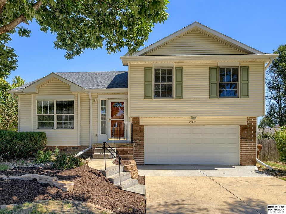 1st image of 13527 Glendale Cir