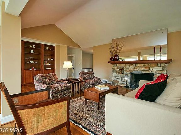 4th image of 3269 Juniper Ln