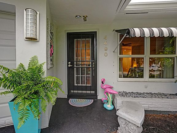 3rd image of 4490 NW 16th Avenue