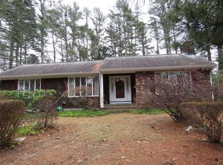 6 Winter Hill Rd, Mattapoisett, MA 02739