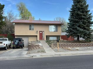 2500 Cliffside Dr, Farmington, NM 87401